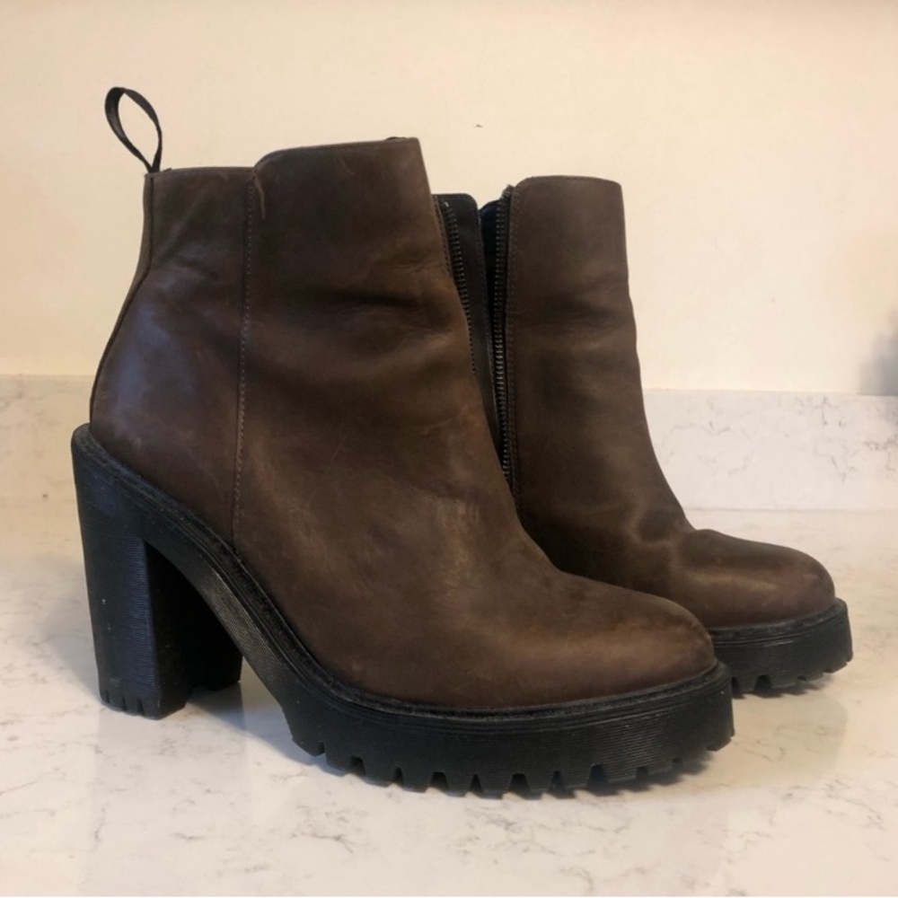Dr martens Magdalena heeled boots brown 7